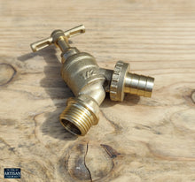 Load image into Gallery viewer, 1/2 Inch Brass Spigot Tap