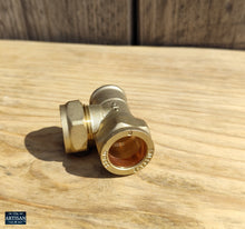 Load image into Gallery viewer, 22mm x 22mm x 1/2 Brass Tee