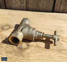 Load image into Gallery viewer, 3/4 - 1/2 Inch Brass Stop Valves