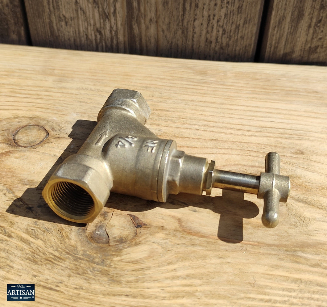 3/4 - 1/2 Inch Brass Stop Valves