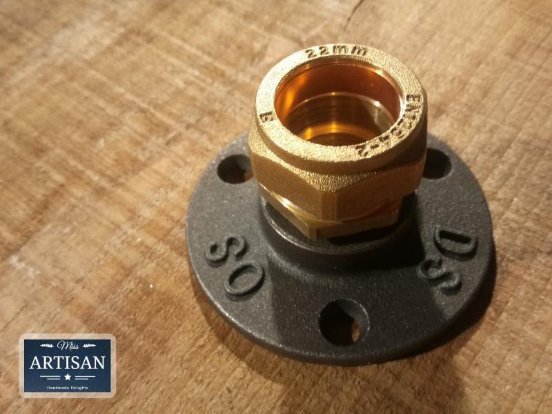 22mm Brass Compression Wall Floor Flange Fittings For Copper Pipe